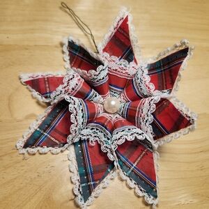 Source Unknown Red and Green Plaid Star Ornament